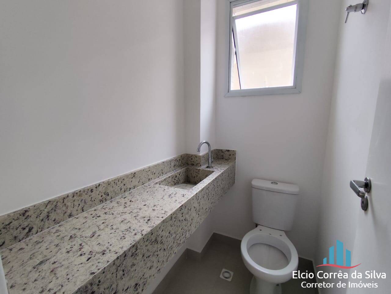 Casa à venda com 2 quartos, 100m² - Foto 12