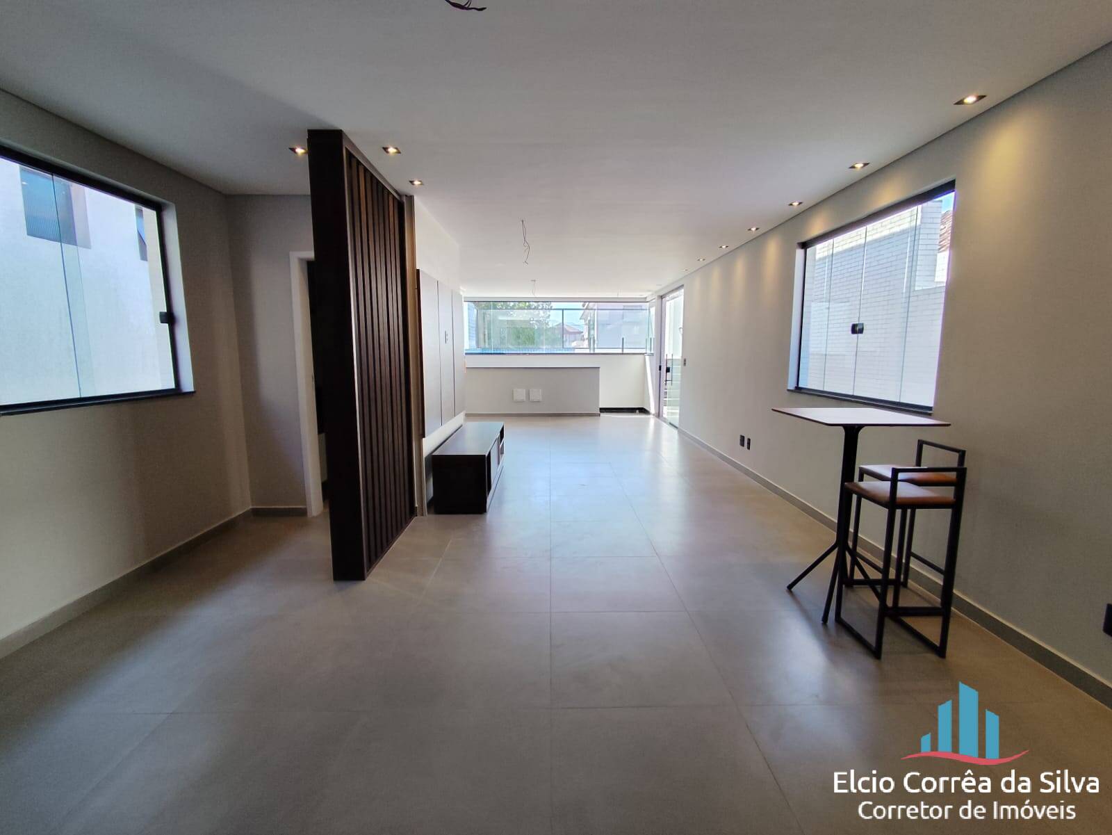 Casa à venda com 4 quartos, 290m² - Foto 16