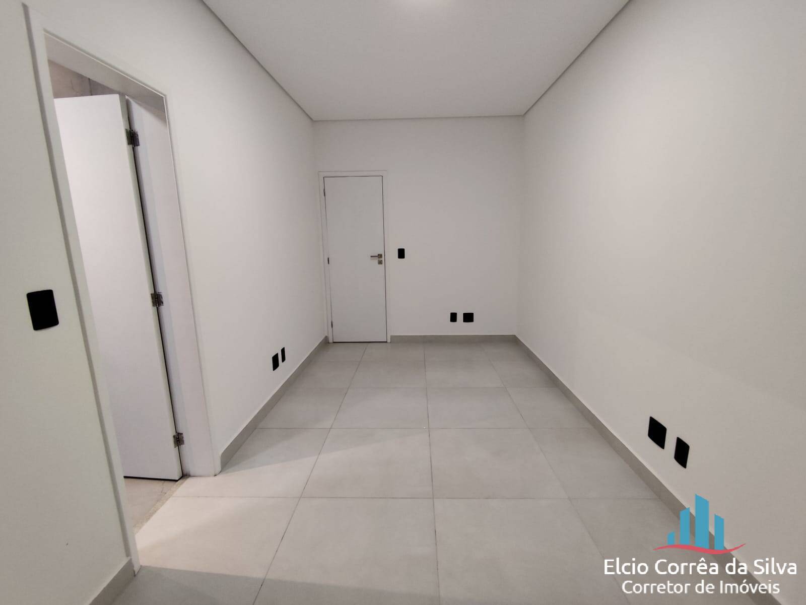 Casa à venda com 4 quartos, 290m² - Foto 26