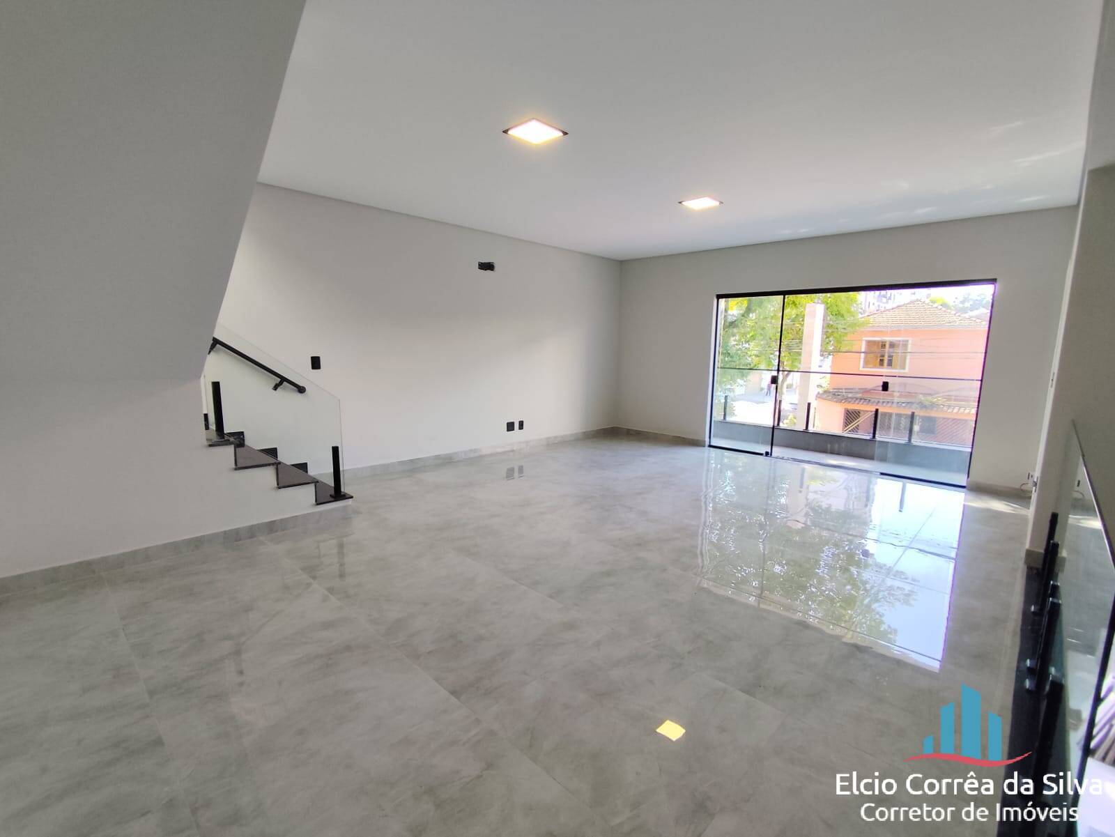 Casa à venda com 4 quartos, 290m² - Foto 30