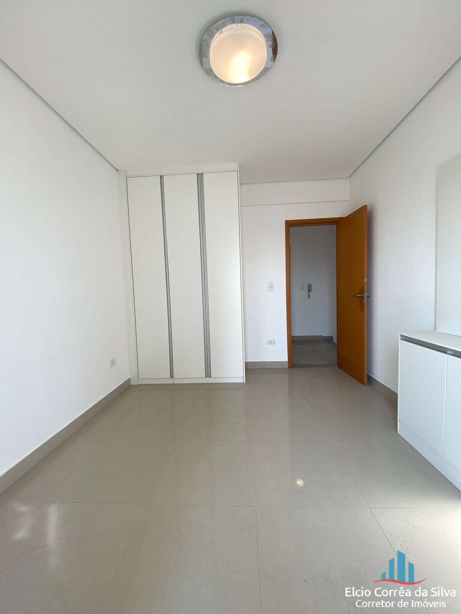 Apartamento à venda com 3 quartos, 127m² - Foto 11