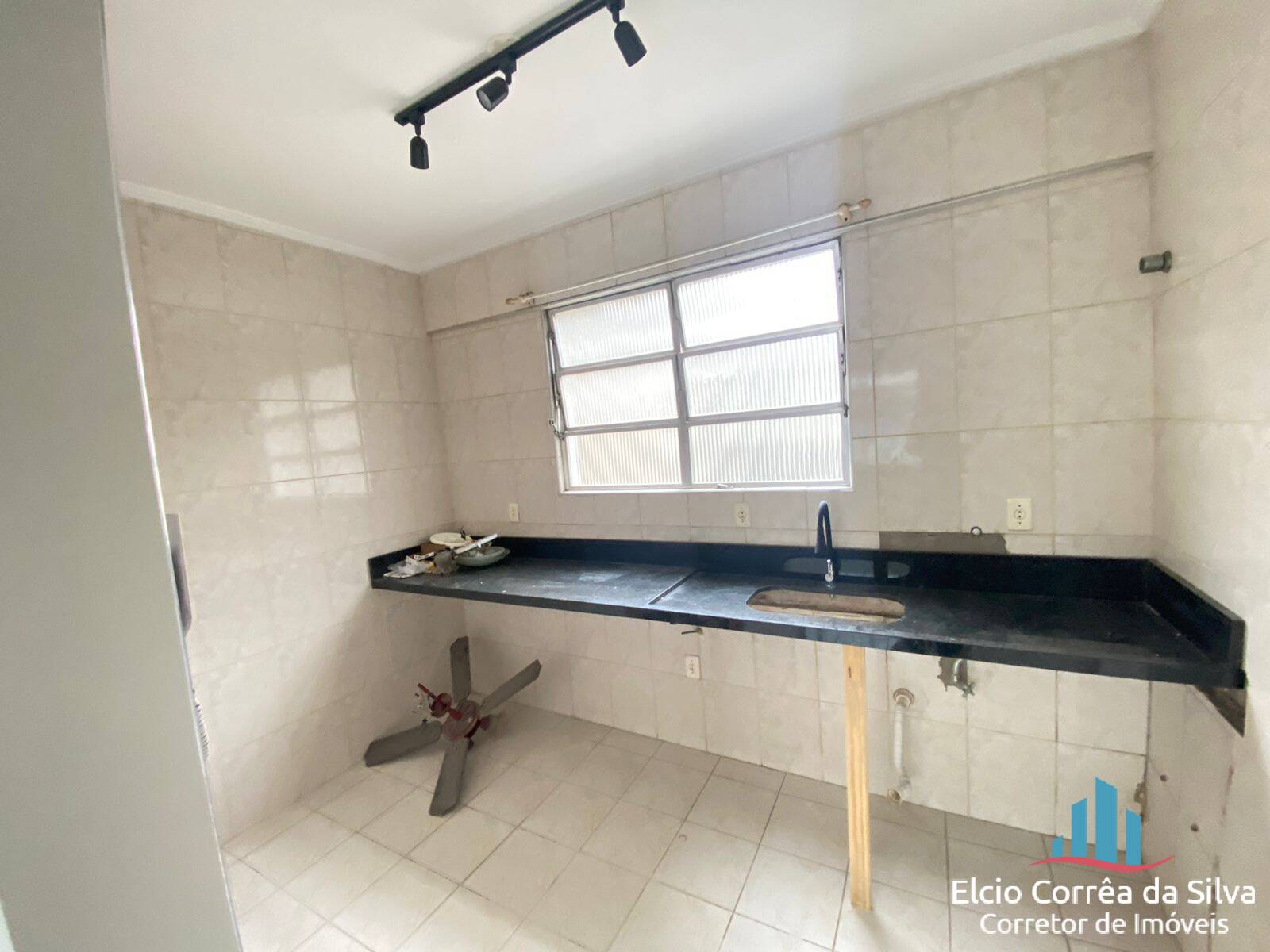 Apartamento para alugar com 2 quartos, 60m² - Foto 2