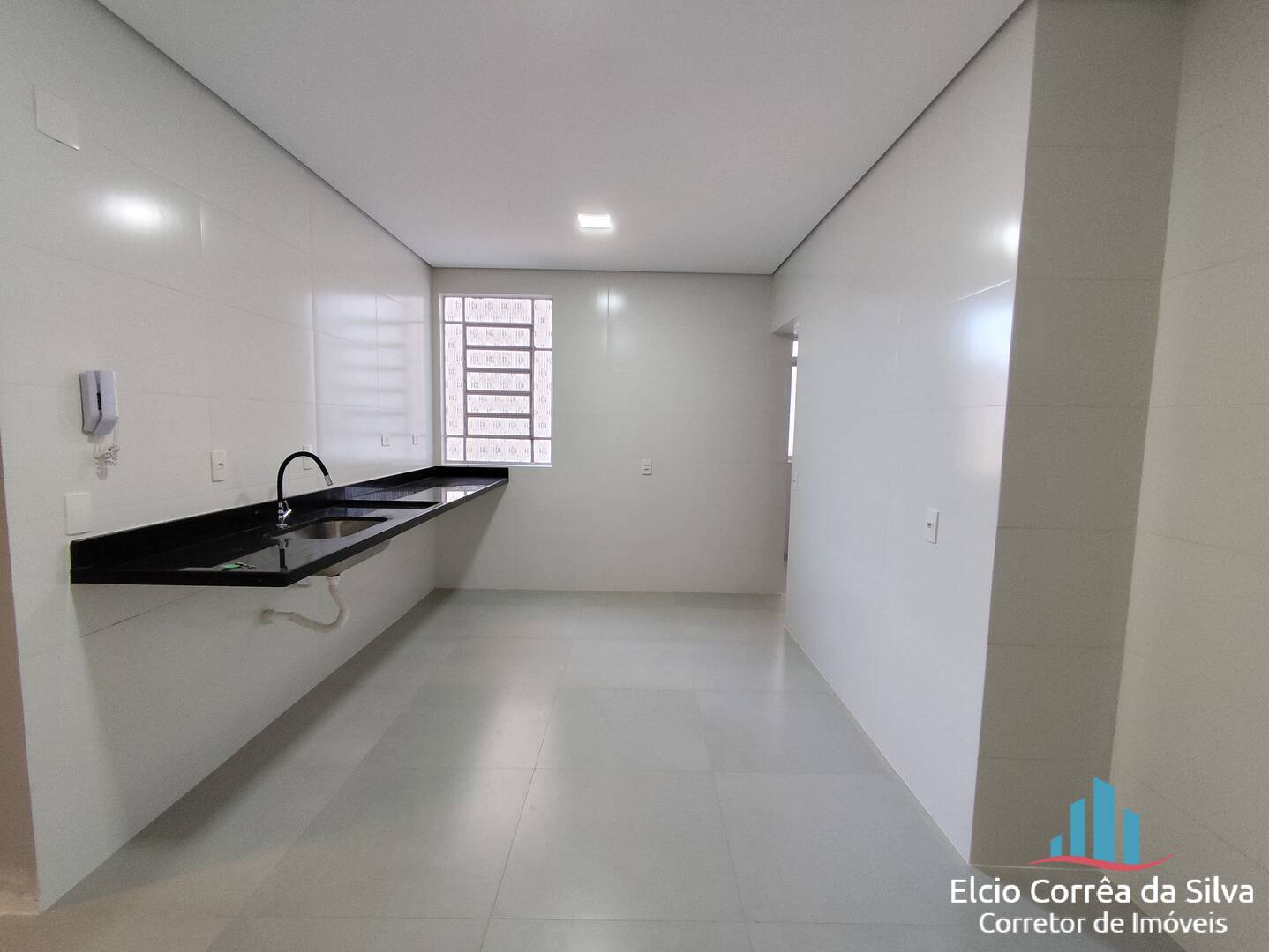 Apartamento à venda com 2 quartos, 90m² - Foto 4