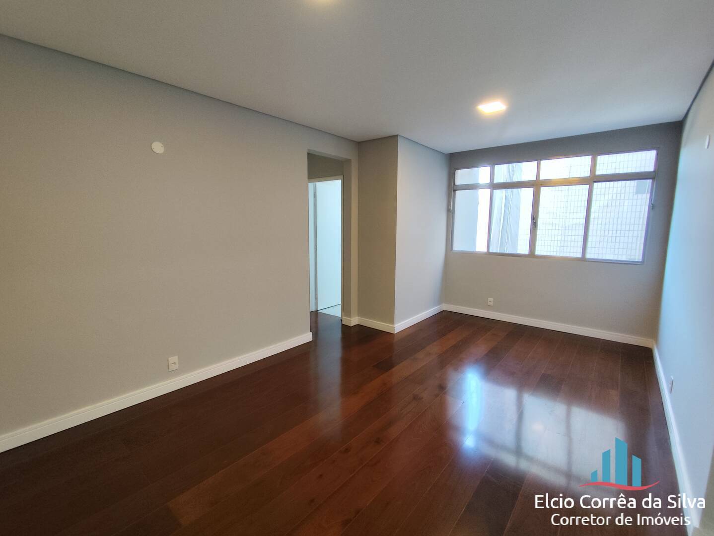 Apartamento à venda com 2 quartos, 90m² - Foto 1