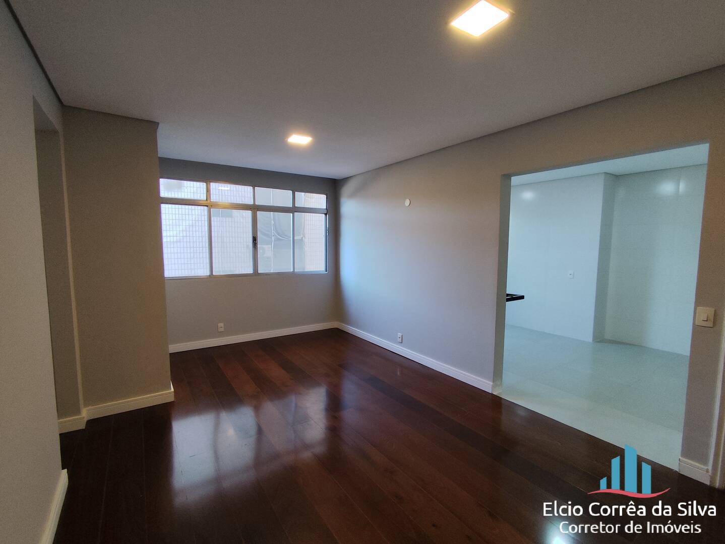 Apartamento à venda com 2 quartos, 90m² - Foto 3