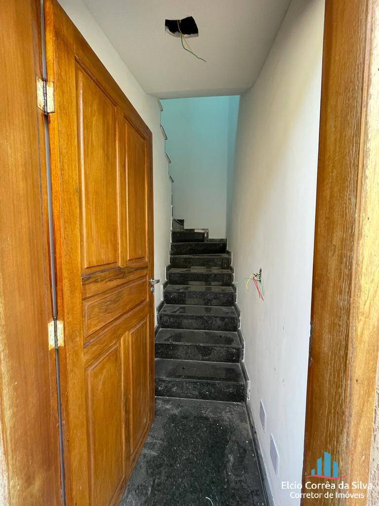 Casa à venda com 2 quartos, 60m² - Foto 20