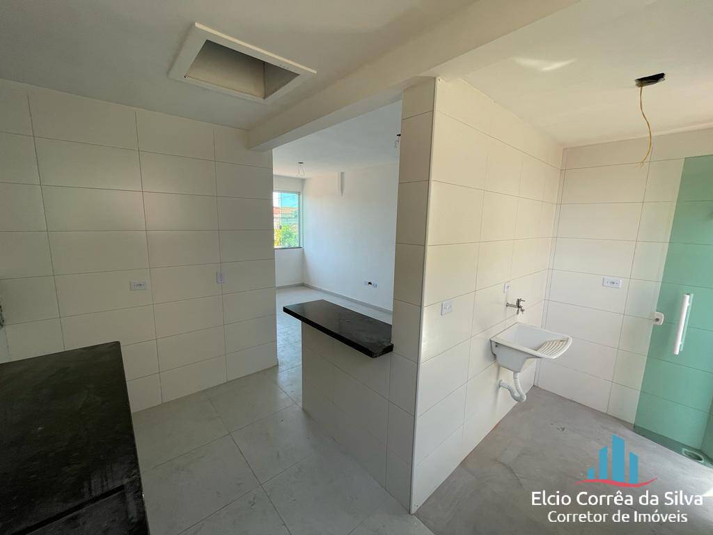 Casa à venda com 2 quartos, 60m² - Foto 12