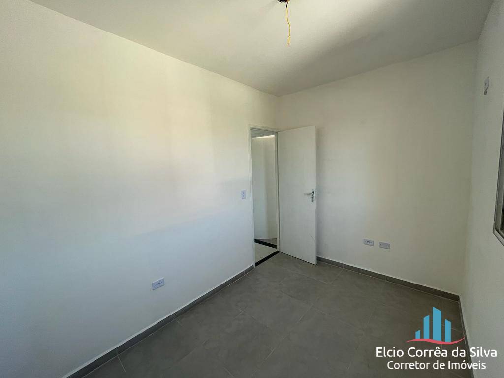 Casa à venda com 2 quartos, 60m² - Foto 17