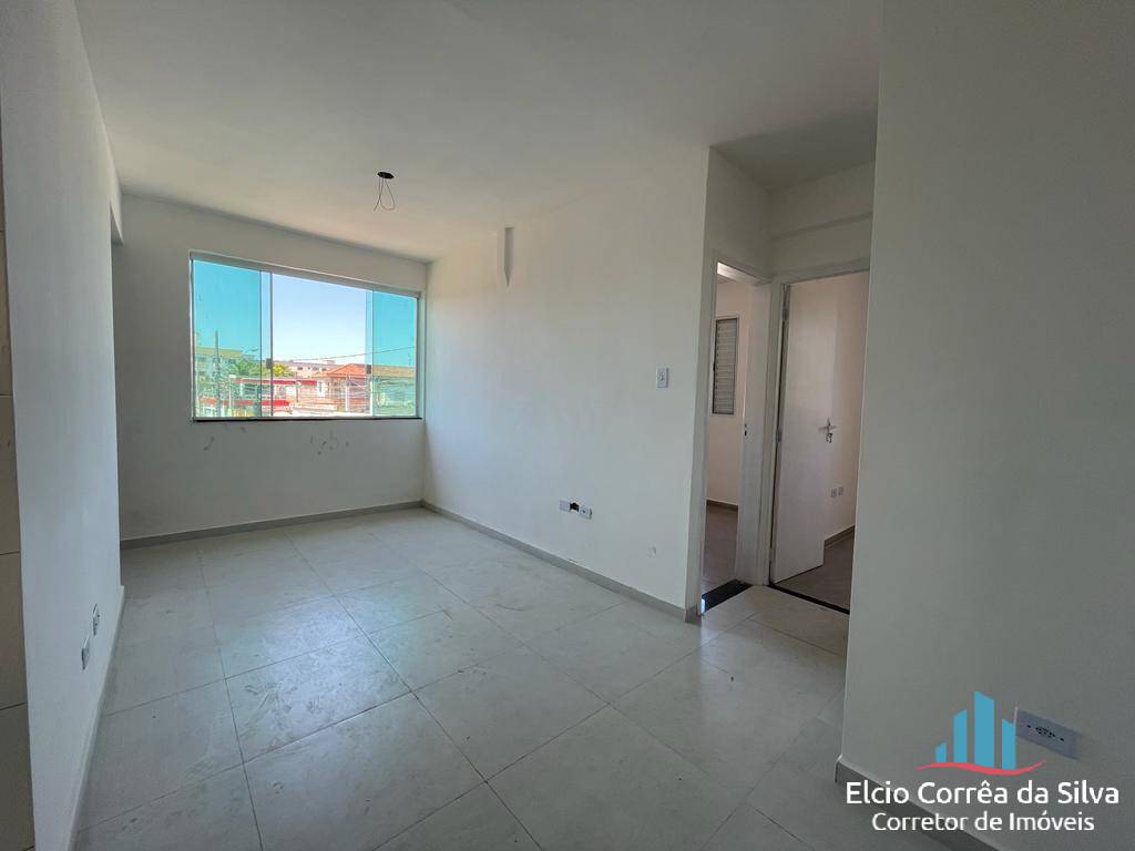 Casa à venda com 2 quartos, 60m² - Foto 8