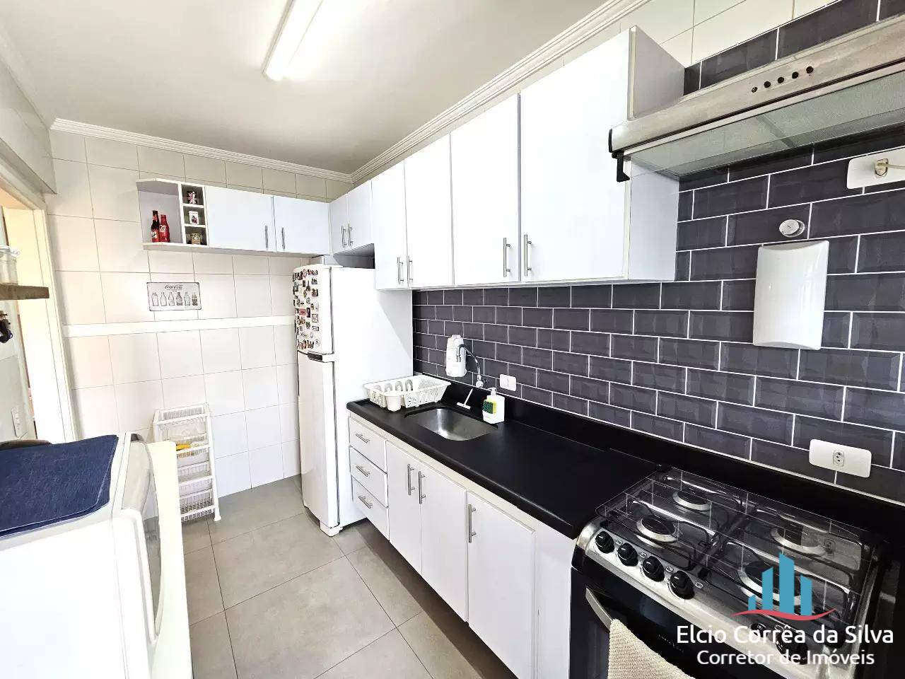 Apartamento à venda com 2 quartos, 60m² - Foto 18