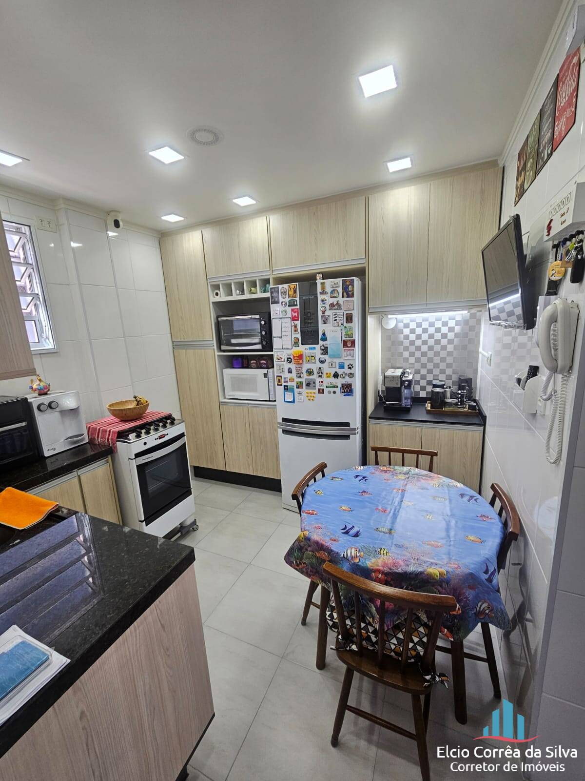 Apartamento à venda com 2 quartos, 70m² - Foto 6