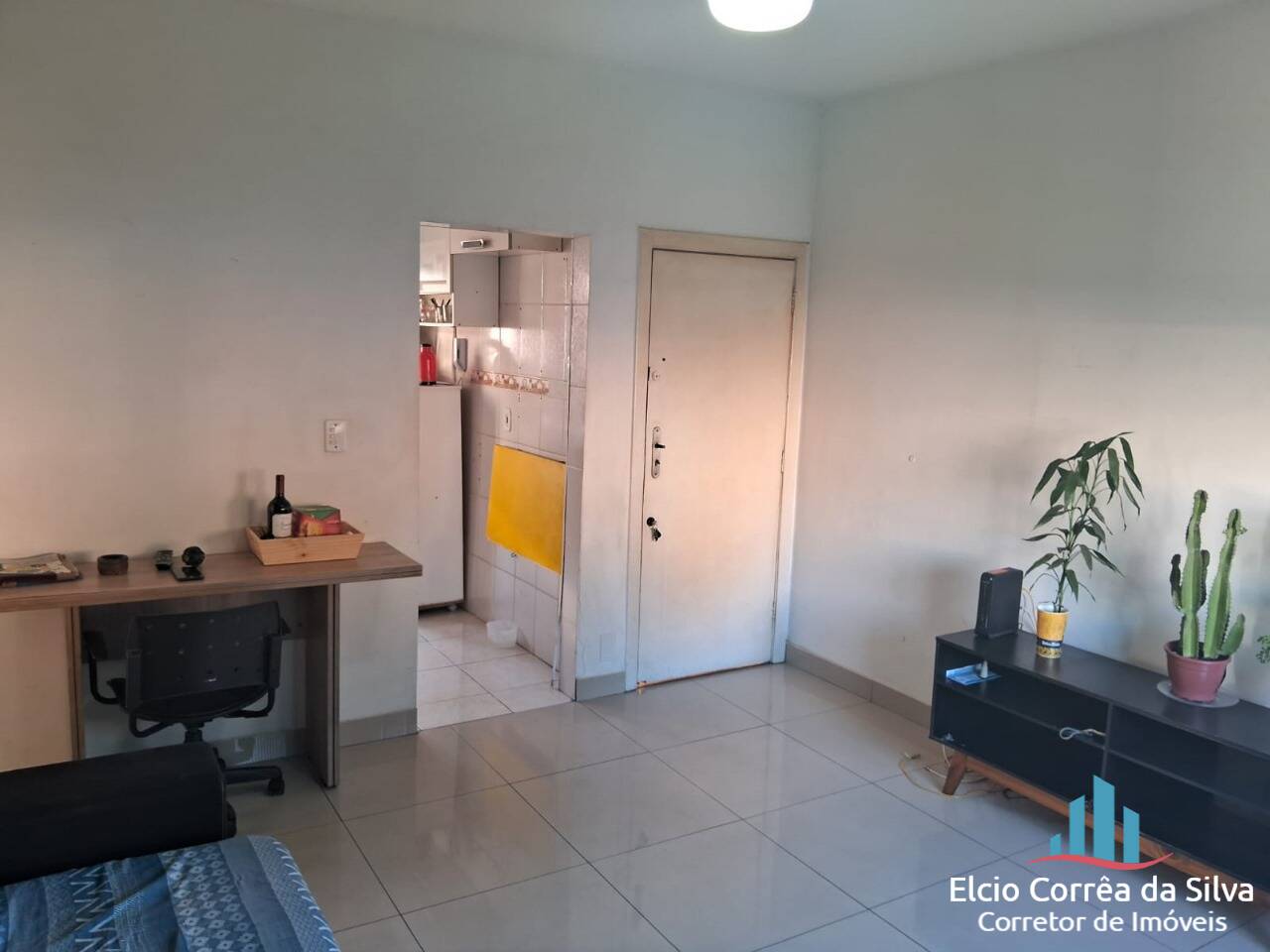 Apartamento à venda com 2 quartos, 62m² - Foto 4