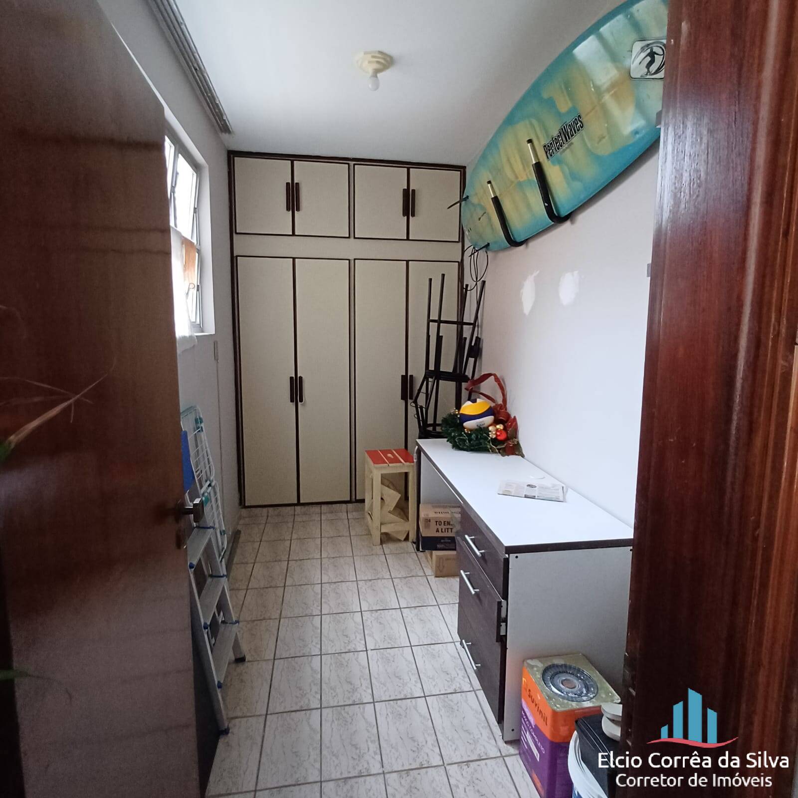 Apartamento à venda com 3 quartos, 208m² - Foto 32