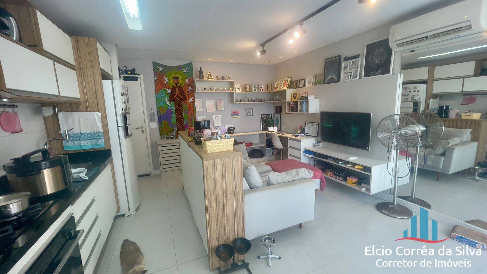 Apartamento à venda com 1 quarto, 50m² - Foto 2